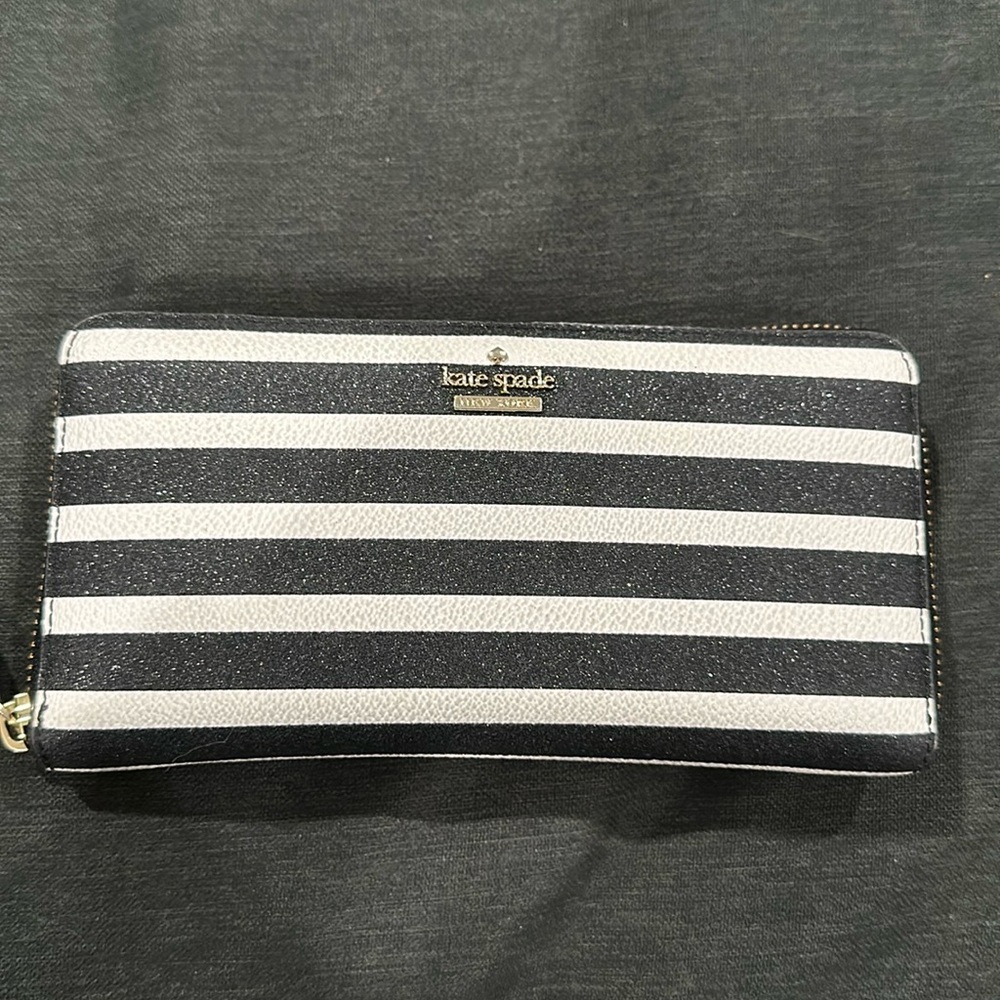 Kate Spade Glitter wallet